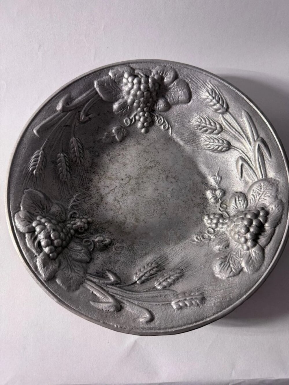 Vintage Silver-Tone Metal Fruit Bowl with Raised Grapes and Wheat
